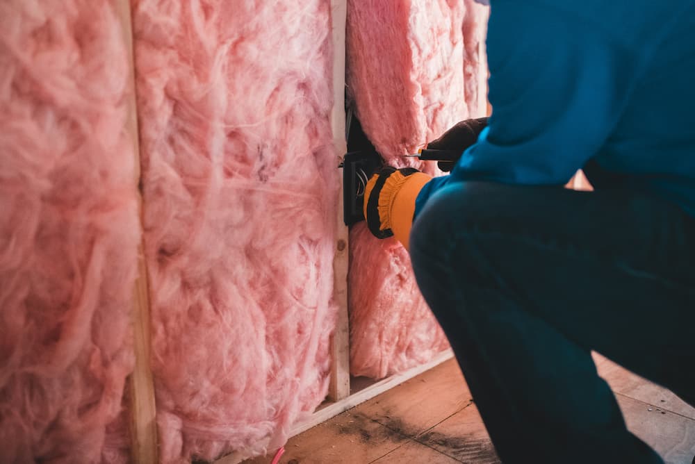 Keep your Insulation Project and Contractor on Schedule