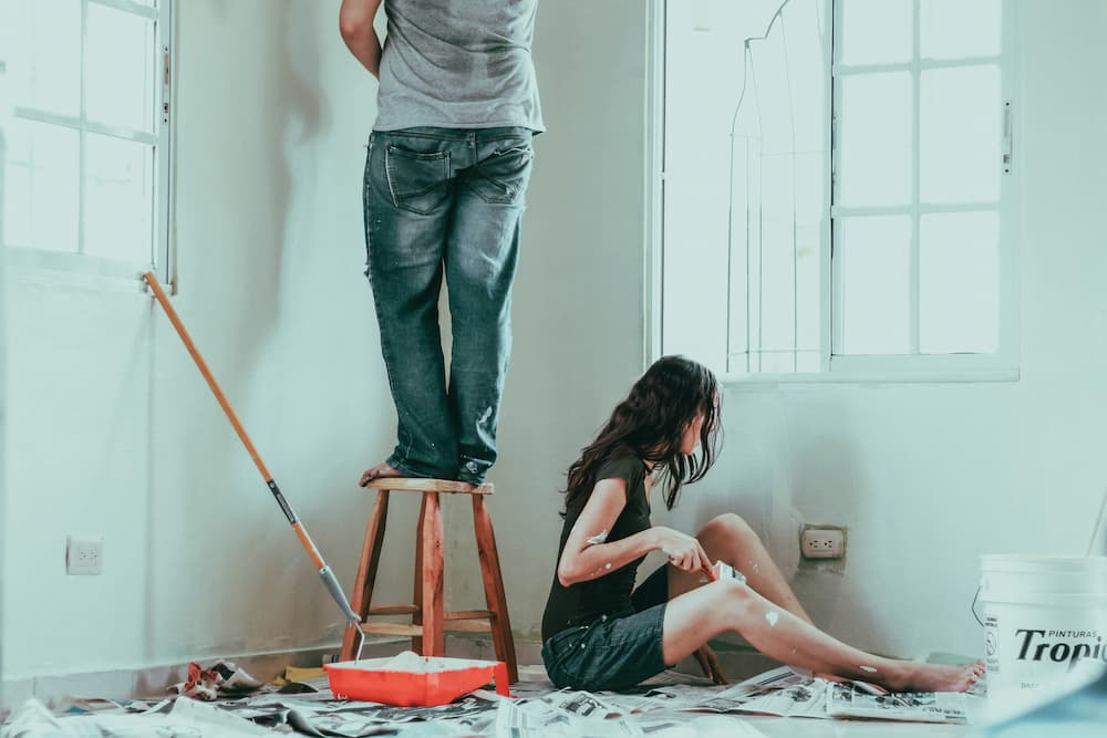 DIY vs Hiring a Professional Outdoor Projects
